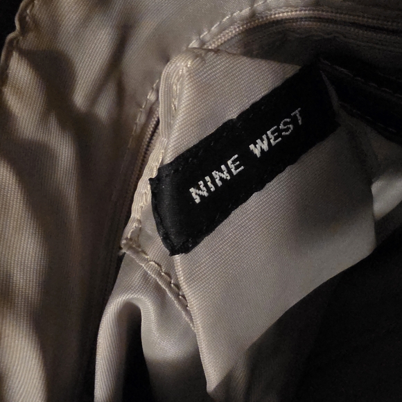 Nine West Purple handbag with Elegant Design - Picture 2 of 3